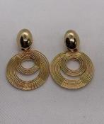 Leuke goudkleurige oorbellen NIEUW, Sieraden, Tassen en Uiterlijk, Oorbellen, Overige materialen, Nieuw, Ophalen of Verzenden