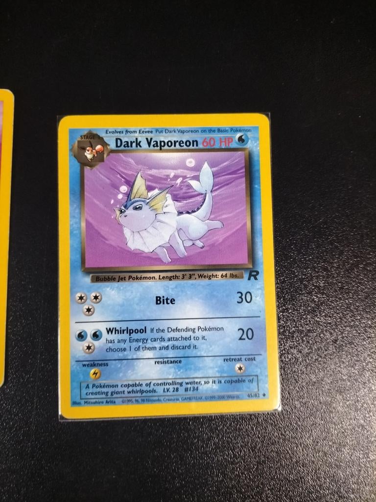 Dark Vaporeon 60 HP (45/82), Ophalen of Verzenden, Zo goed als nieuw, Losse kaart