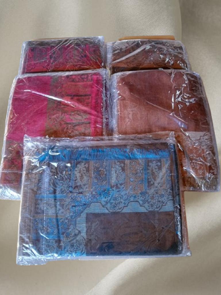 sjaal sjaals hoofddoek bloksjaal, Meerweg 31-B, Nieuw, Sjaal, Vigro Import