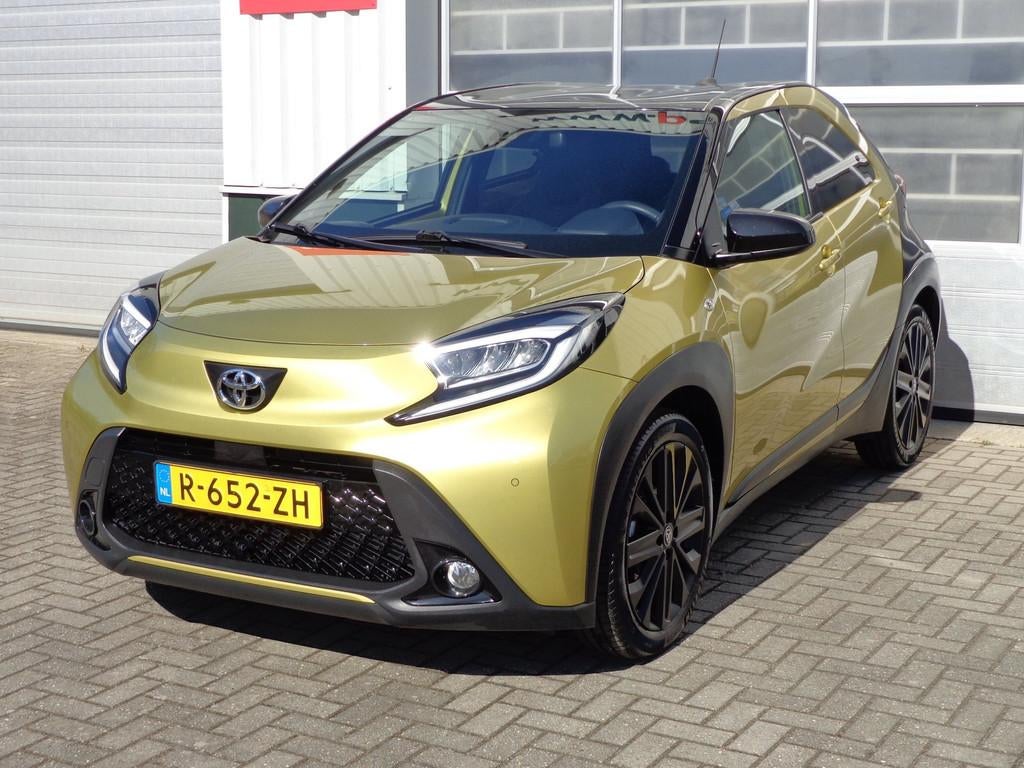 Toyota Aygo X 1.0 VVT-i MT Premium,Navi,PDC,Camera,Half lede, Auto's, Toyota, Voorwielaandrijving, Gebruikt, Overige kleuren, 4 stoelen