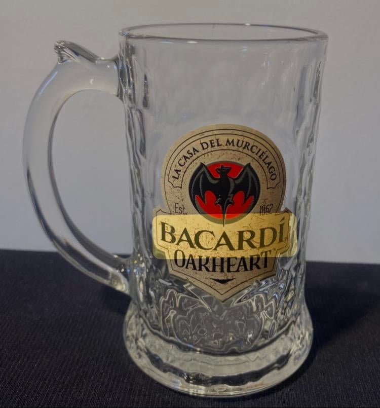 Pul van Bacardi Oakheart. Hoogte 13 cm., Ophalen of Verzenden, Zo goed als nieuw, Borrel- of Shotglas