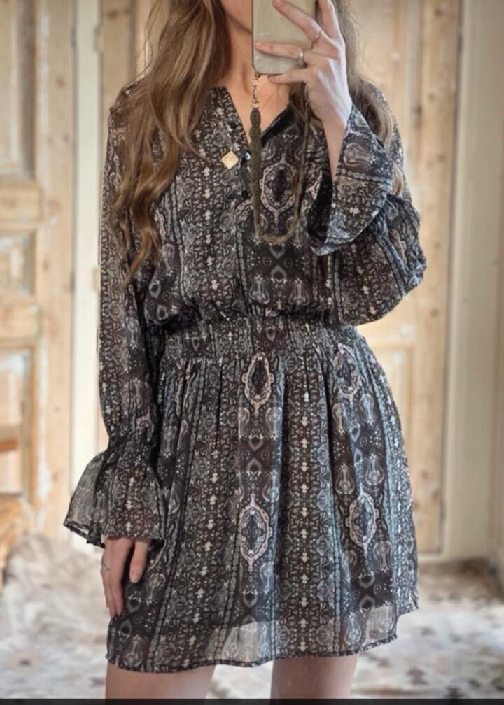 Moost wanted Maya dress Maat S, Verzenden, Nieuw, Maat 36 (S), Boven de knie