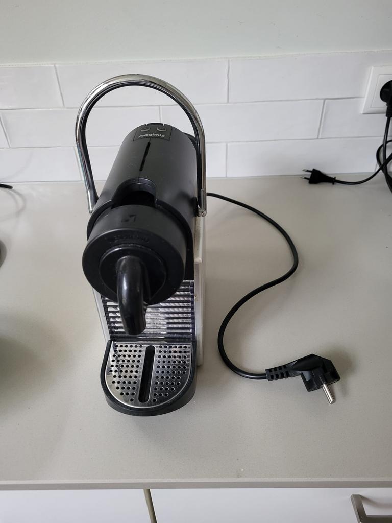 Magimix Nespresso apparaat, Gebruikt, Espresso apparaat, Ophalen of Verzenden, 1 kopje