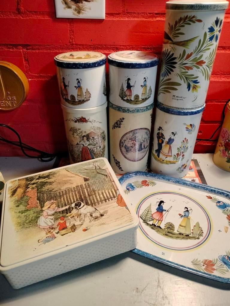 Massily voorraadblikken beschuitbussen dienblad trommel, Ophalen of Verzenden, Gebruikt, Overige, Overige merken