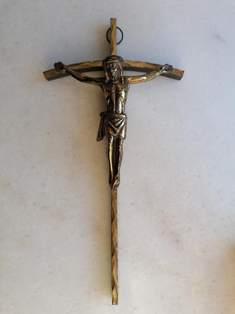 kruisje met Jezus Christus, Ophalen of Verzenden, Gebruikt