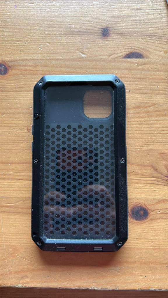 Metalen Case Iphone 13/15, Ophalen of Verzenden, Gebruikt, IPhone 13, Frontje of Cover