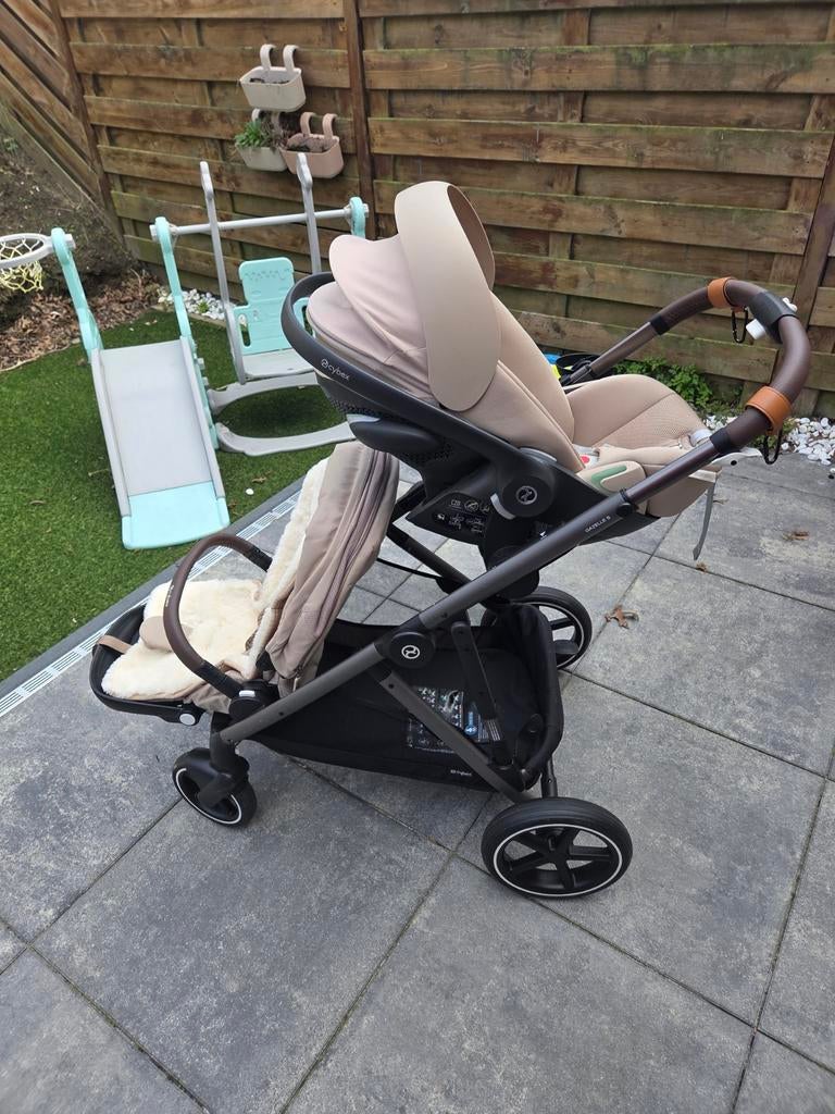 Cybex Gazelle S Almond Beige met Cloud G pakket, Kinderen en Baby's, Kinderwagens en Combinaties, Gebruikt, Combiwagen, Verstelbare duwstang