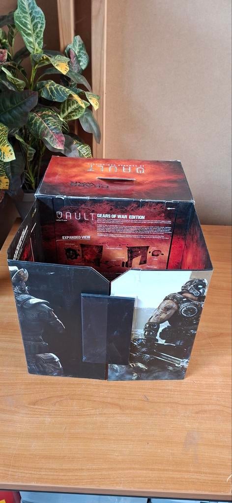 Gears of War Vault - Xbox 360 - Limited Edition, Gebruikt, One Microsoft Way, Redmond, WA 98052, USA, Microsoft, Ophalen of Verzenden
