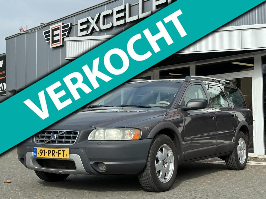 Volvo XC70 2.4 D5 Summum, Auto's, Volvo, Automaat, Beige, 197 €/maand, Bruin