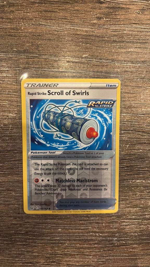 BST Rapid Strike Scroll of Swirls 131/163 Reverse holo, Ophalen of Verzenden, Zo goed als nieuw