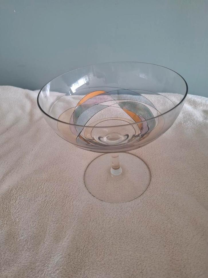 Elegante glazen schaal op voet - 18x20 cm, Antiek en Kunst, Antiek | Glas en Kristal, Ophalen of Verzenden