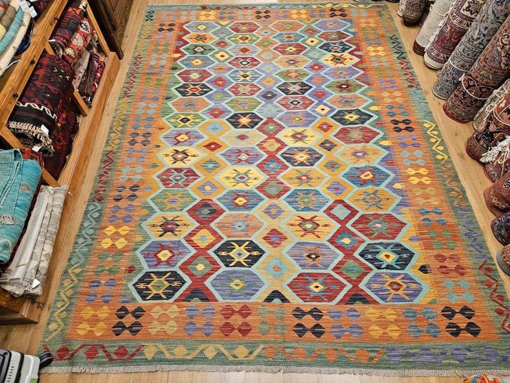 Handgeweven oosterse wollen kelim 346x256, Huis en Inrichting, Stoffering | Tapijten en Kleden, Nieuw, 200 cm of meer, 200 cm of meer