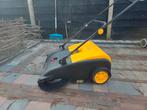 Veegmachine - Handige veegmachine voor buiten, Tuin en Terras, Veegmachines, Ophalen of Verzenden, Gebruikt, Artoos Clean