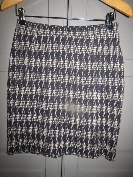 G796 Susskind M rok jersey donkerblauw beige pied de poule, Kleding | Dames, Rokken, Maat 38/40 (M), Blauw, Ophalen of Verzenden