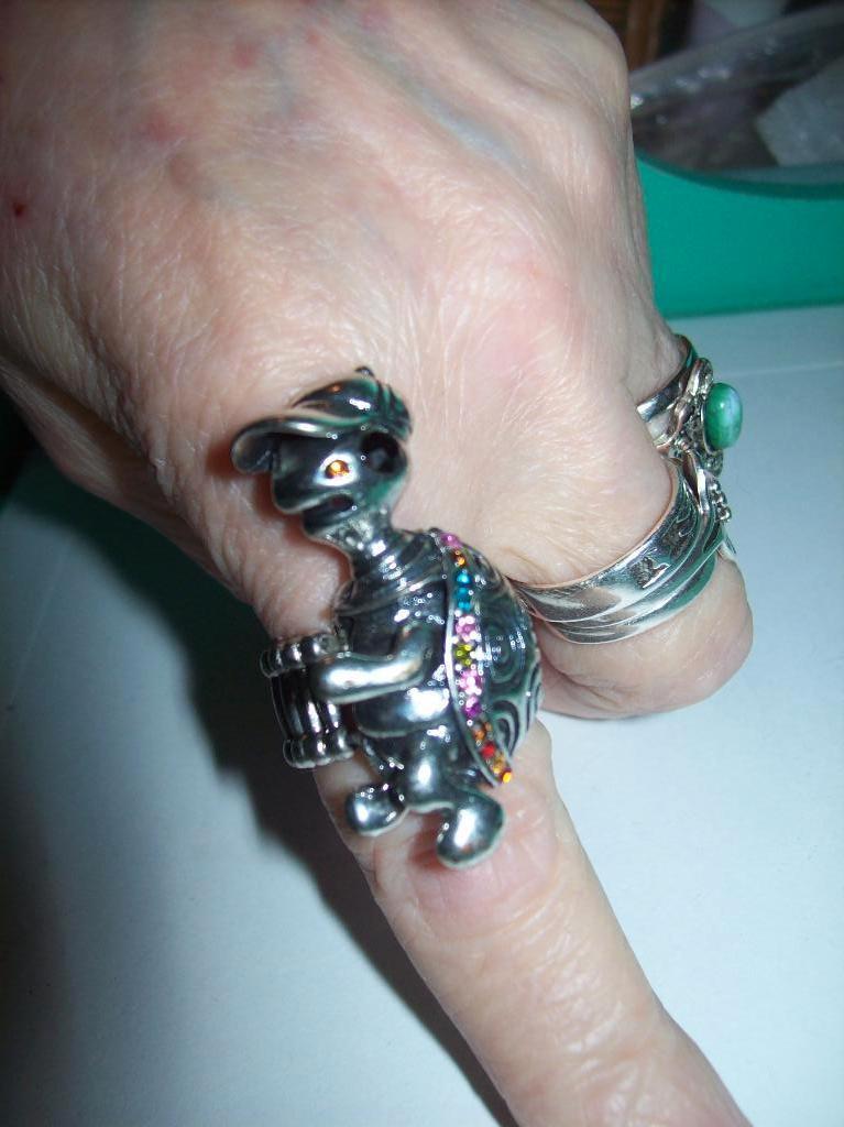 Ring Zilverkleur Metaal Mooi Schildpad Kristal rek model, Sieraden, Tassen en Uiterlijk, Ringen, 19 tot 20, Nieuw, Dame of Heer