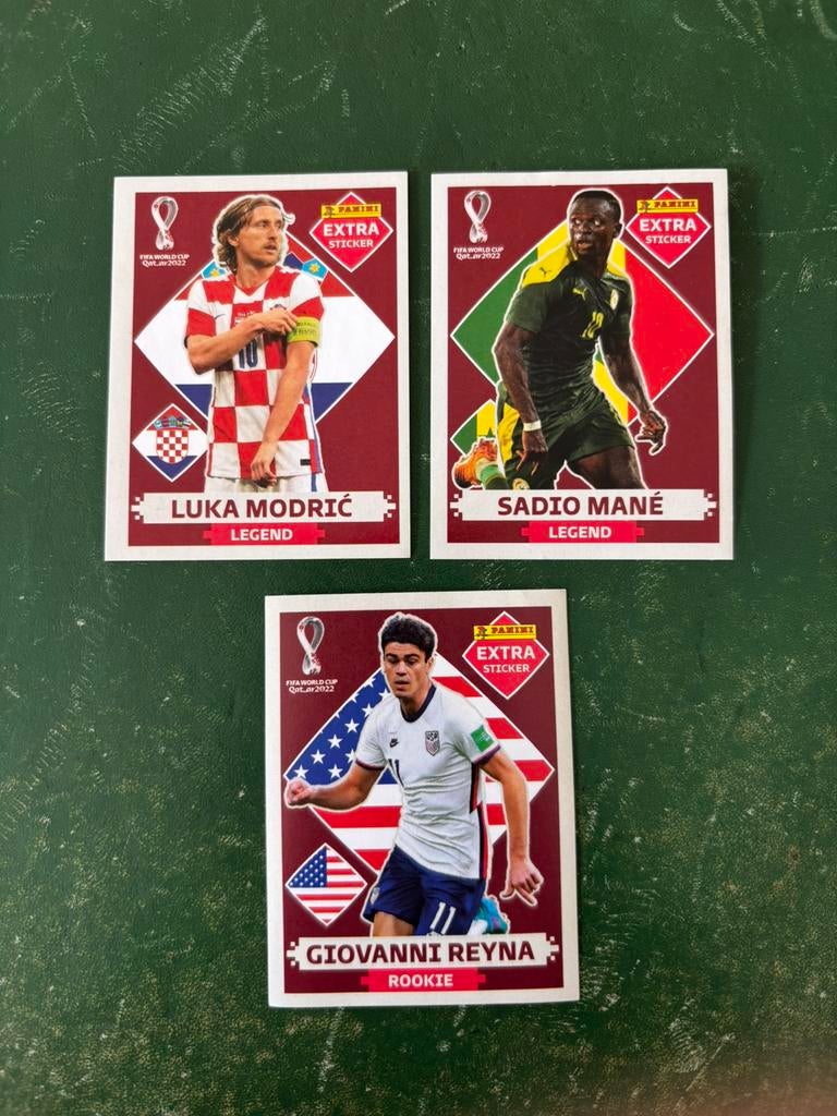 3 panini plaatjes WK 2022 Extra stickers oa Modric, Ophalen of Verzenden, Zo goed als nieuw