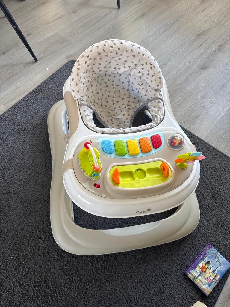 Qute Baby Walker - Loopstoel met Speelblad, Ophalen of Verzenden, Gebruikt