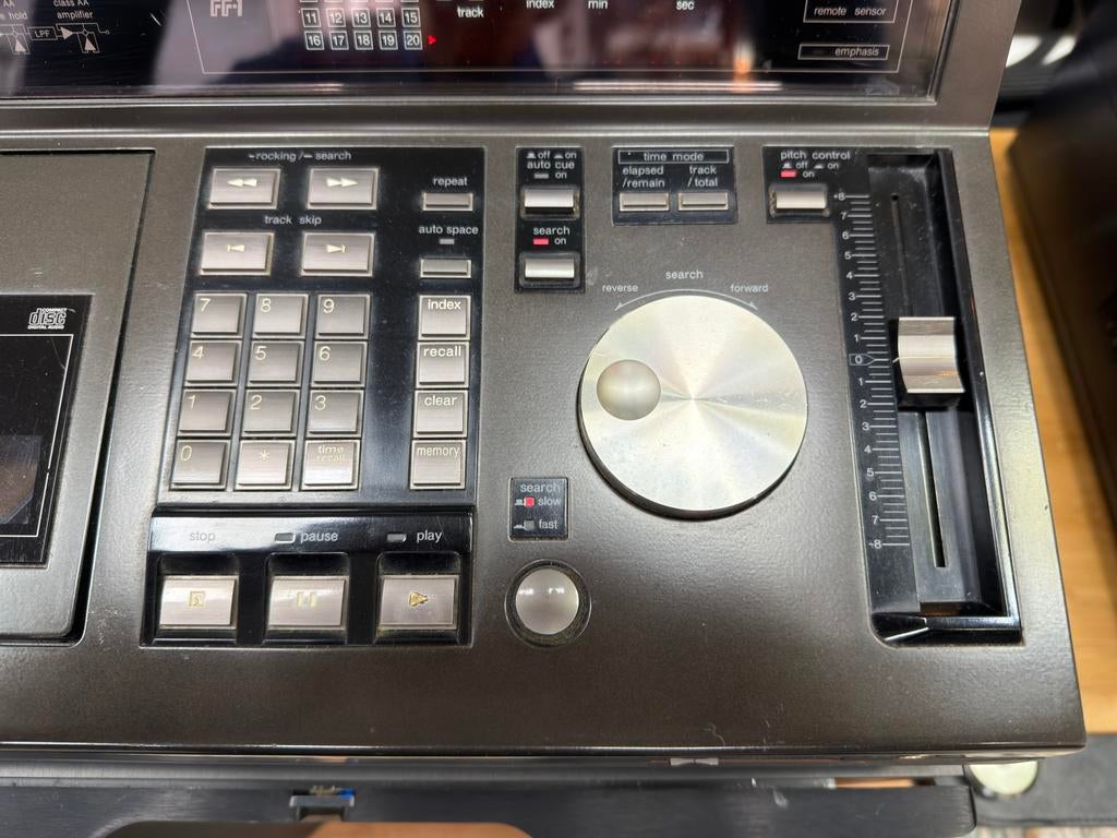 Professionele Technics SL-P1200 cd-speler, Op aanvraag, Ophalen of Verzenden, Technics, Volgt