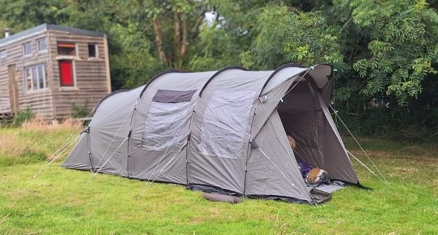 3-persoons Tunneltent met vaste luifel, Caravans en Kamperen, Ophalen of Verzenden, Gebruikt, Tot en met 3