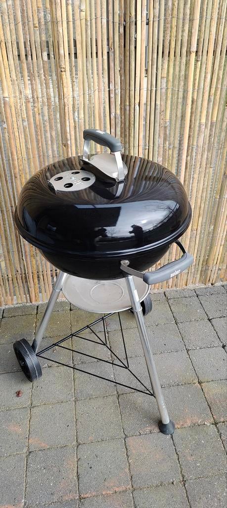 Weber Compact Kettle barbecue. Met hoes, Tuin en Terras, Houtskoolbarbecues, Ophalen, Gebruikt, Weber
