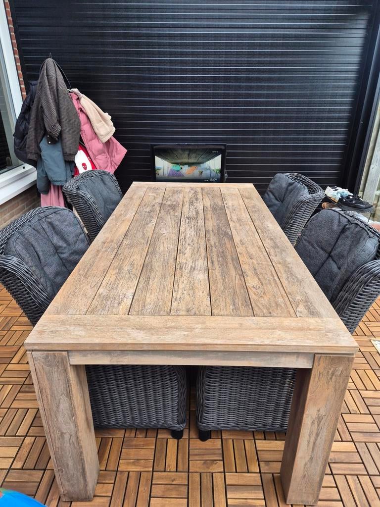 Houten tuintafel met 4 stoelen incl. Kussens, Ophalen, Gebruikt, Rechthoekig, Hout