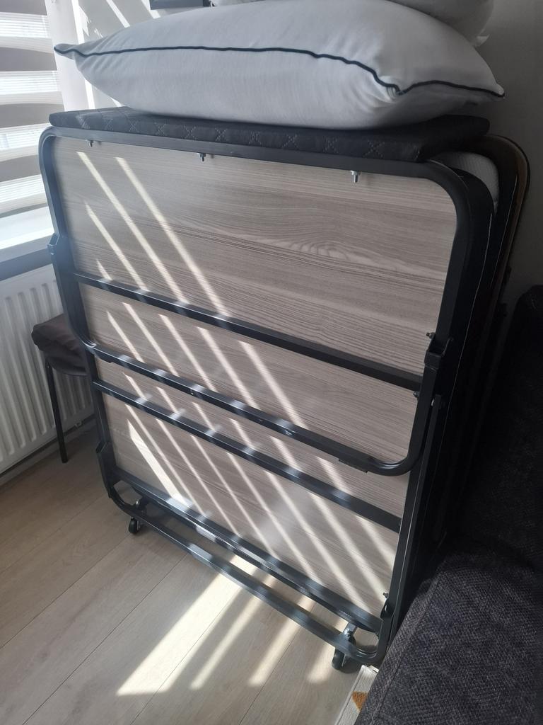 Inklapbare bed & opberg kast/tas, Huis en Inrichting, 90 cm, Eenpersoons, Wit, Ophalen of Verzenden