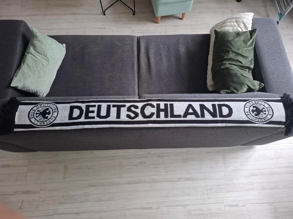 Duitsland Voetbalsjaal - Zwart/Wit, Ophalen of Verzenden, Zo goed als nieuw, Buitenlandse clubs, Vaantje of Sjaal