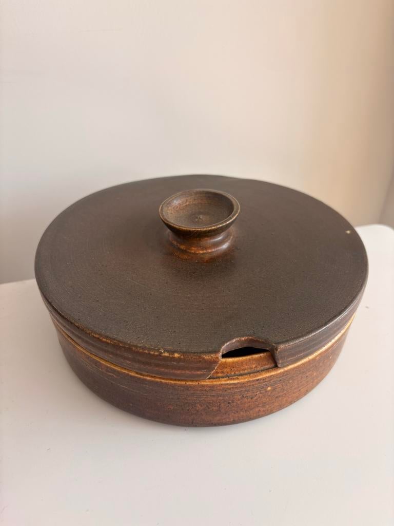 Gres schaal met deksel - Bruin, Ø 22cm, H 6,5cm, Ophalen of Verzenden