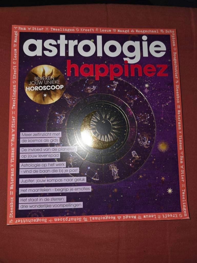 Astrologie -Happinez, Boeken, Ophalen of Verzenden, Nieuw, Overige onderwerpen, Happinez