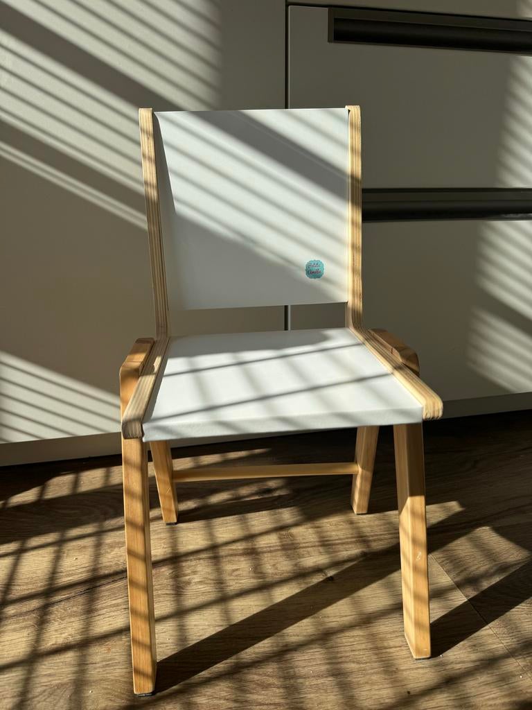 Petite Amélie kinderstoel - Houten kinderstoel, Ophalen, Zo goed als nieuw, Overige typen