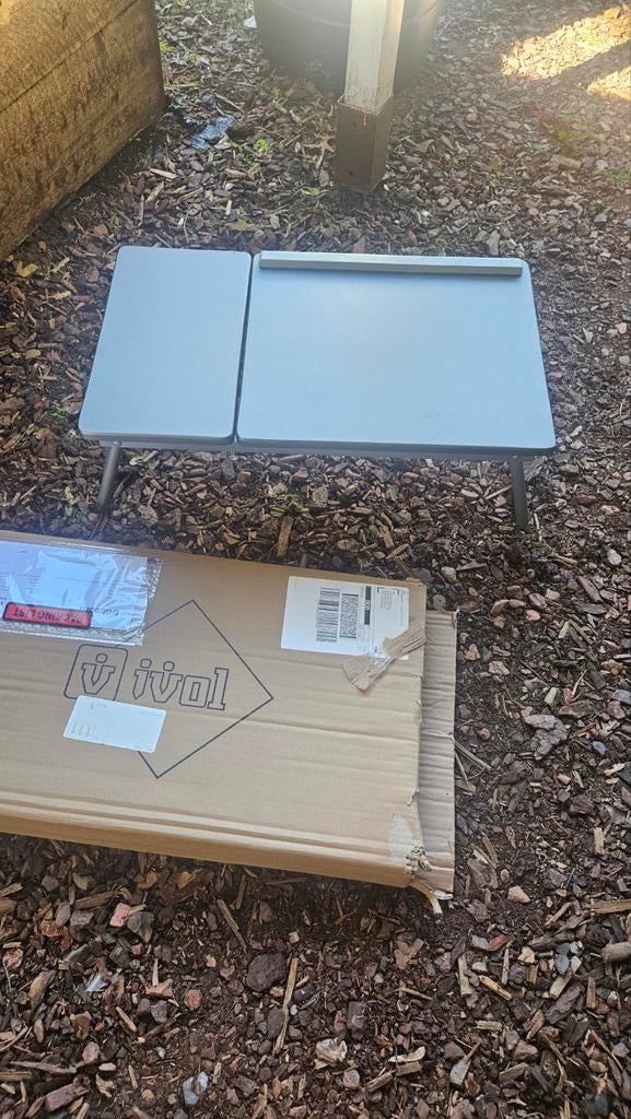 Nieuw klaptafeltje / dienblad op pootjes, Ophalen, Minder dan 45 cm, Minder dan 55 cm, Metaal of Aluminium