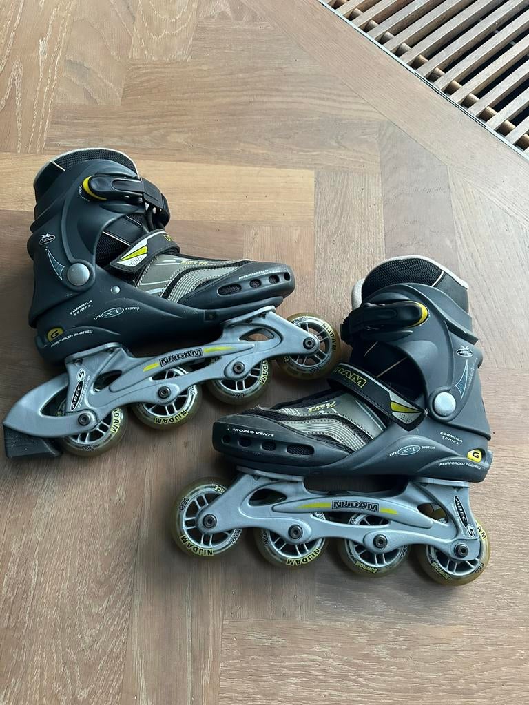 Skeelers - mt 38 - Nijdam, Verstelbaar, Zo goed als nieuw, Inline skates 4 wielen, Ophalen
