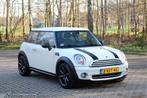MINI Mini 1.4 One Anniversary | 2009 | Airco | Nwe APK!, Auto's, Voorwielaandrijving, Stof, 4 cilinders, Electronic Stability Program (ESP)