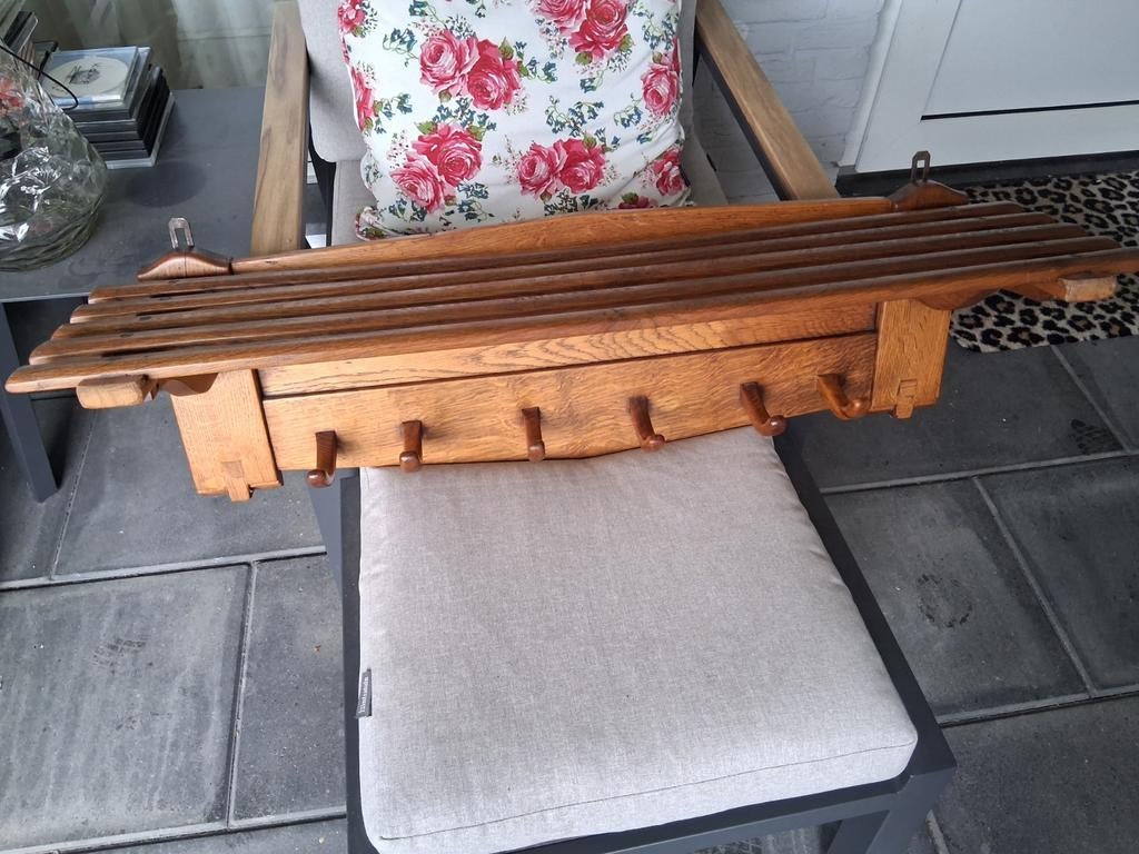 Oude eiken kapstok 94 cm breed 29 cm hoog en 27.5 diep., Zo goed als nieuw, Minder dan 100 cm, Hout, Ophalen