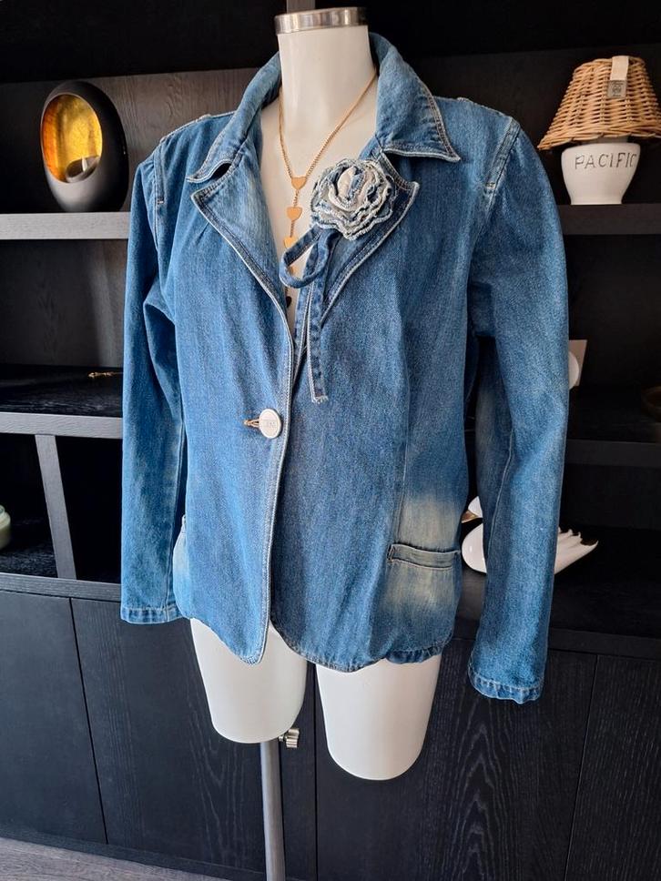 Jeans jasje / blazer. XXL 38 40 42 kleine 44, Kleding | Dames, Jassen | Zomer, Zo goed als nieuw, Maat 42/44 (L), Blauw, Ophalen of Verzenden