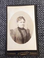 CDV, Vrouw, A.L. PREUNIGER, VLISSINGEN, Carte de Visite 4, Ophalen of Verzenden, Voor 1940, Gebruikt, Foto