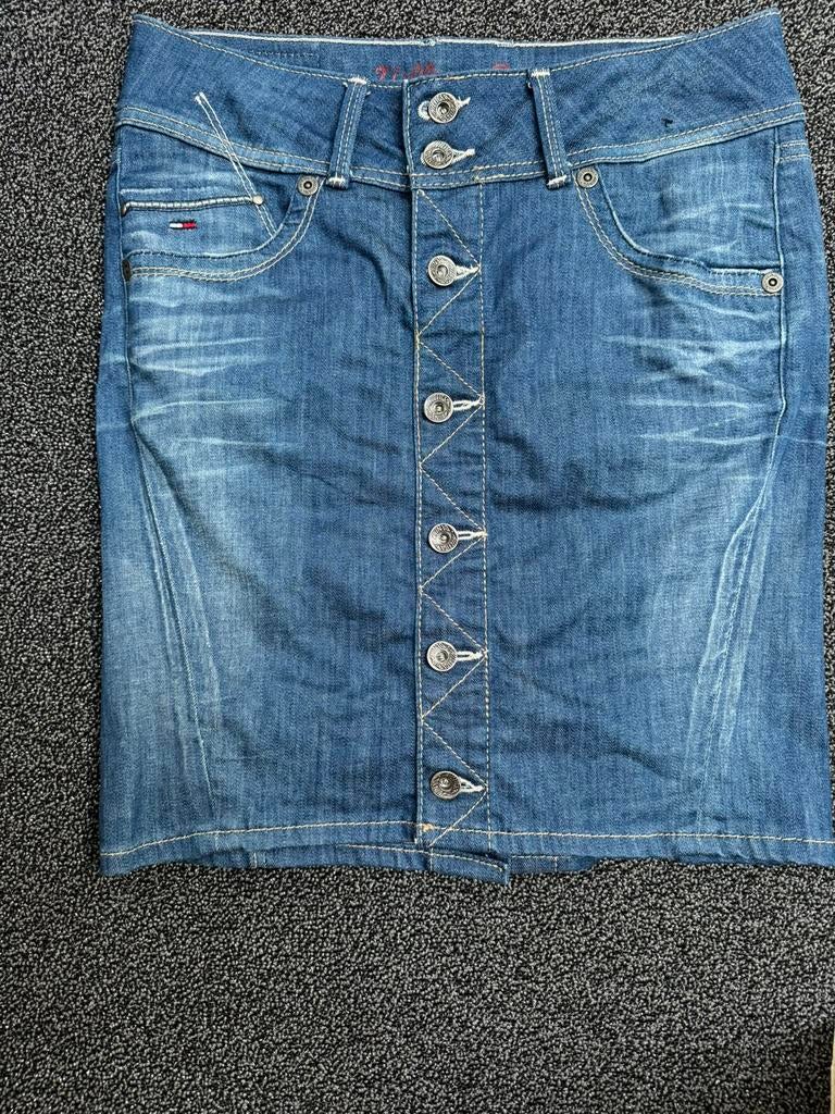 Tommy Hilfinger Denim jeans spijker rok maat S, Kleding | Dames, Rokken, Maat 38/40 (M), Blauw, Ophalen of Verzenden, Zo goed als nieuw