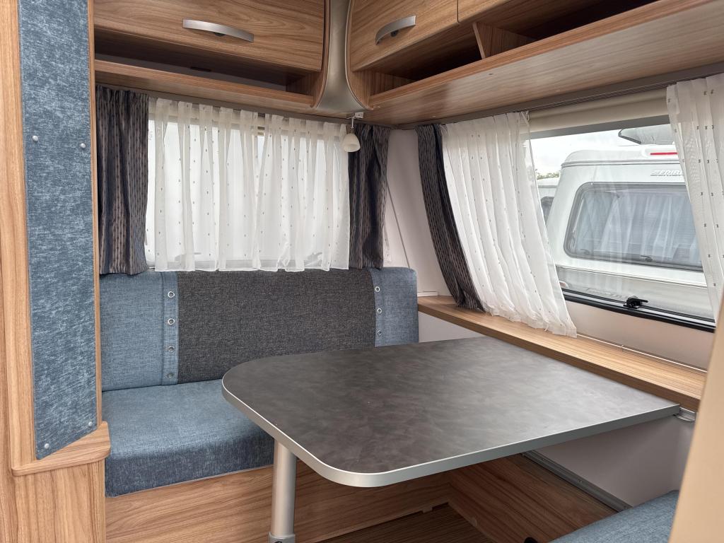 Eriba Nova Light 442 Leano 2024 mover, Caravans en Kamperen, Overige typen, Standaardzit, Schokbreker, Bedrijf