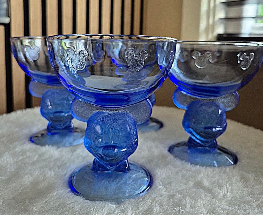 4 Vintage Disney Mickey Mouse Ijscoupes / dessertcoupes, Ophalen of Verzenden, Zo goed als nieuw, Overige stijlen