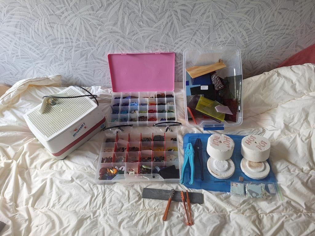 Glasfusen set met glas, gereedschap en benodigdheden, Gebruikt, Gereedschap of Toebehoren, Meerkleurig, Ophalen of Verzenden