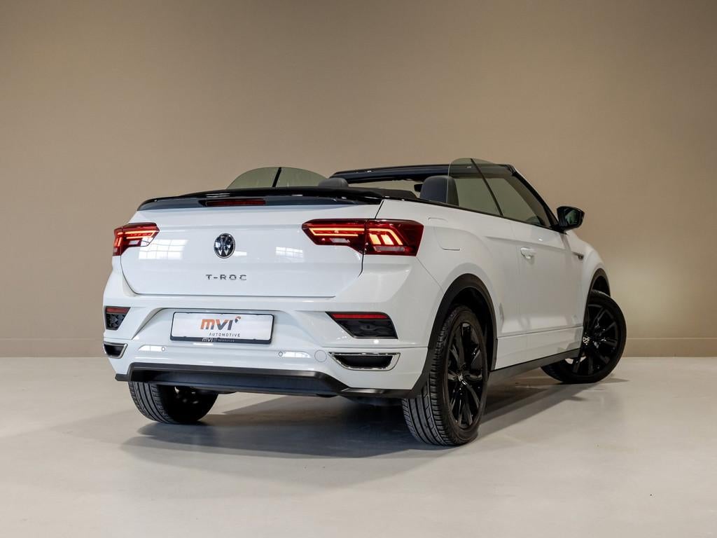 Volkswagen T-Roc Cabrio 1.5 TSI R-Line / 150pk / Beats / Led, Auto's, Volkswagen, 15 km/l, 4 cilinders, 4 stoelen, Wit
