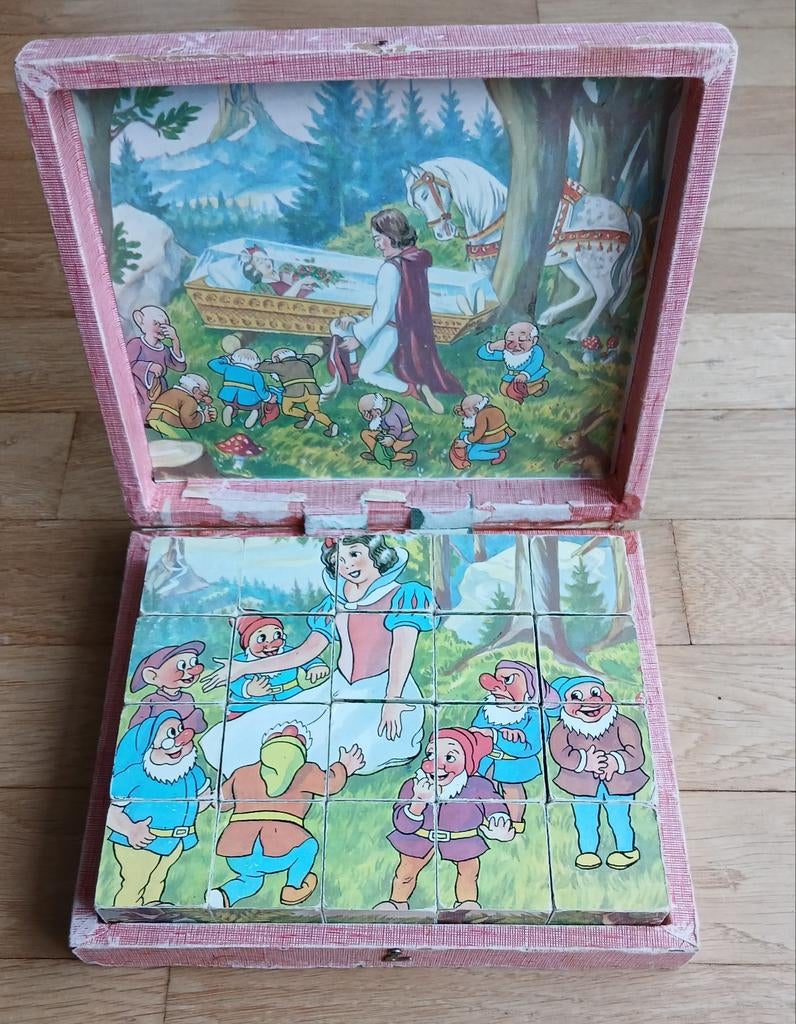 Sneeuwwitje En De Zeven Dwergen Houten Blokkenpuzzel Jr.60, Antiek en Kunst, Ophalen of Verzenden
