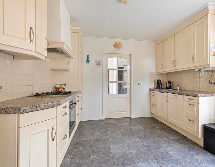 Complete keuken met Miele apparatuur + natuurstenen blad, Huis en Inrichting, Keuken | Complete keukens, Zo goed als nieuw, Overige kleuren