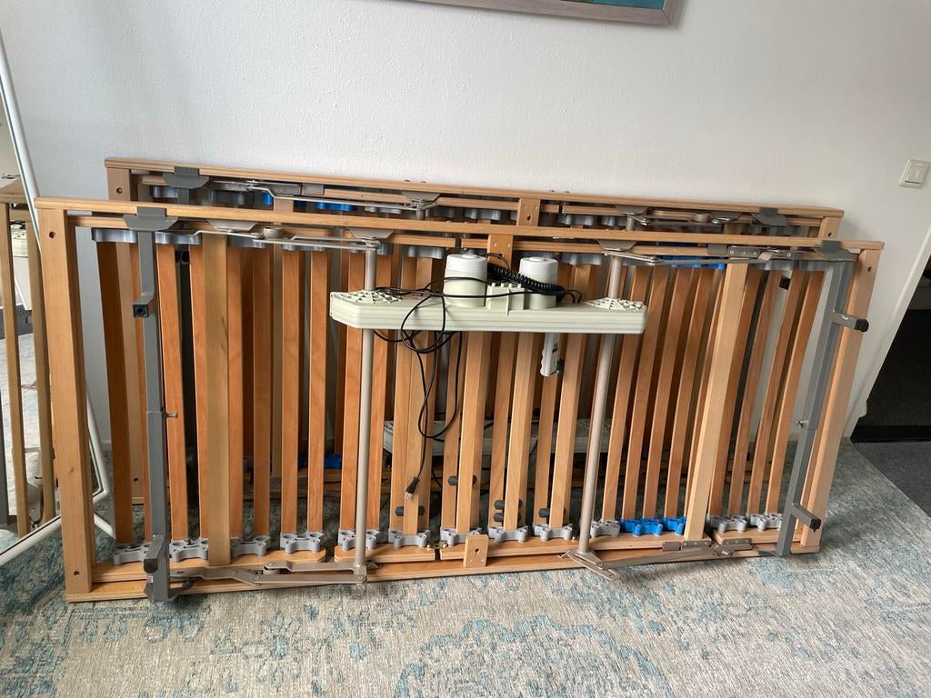 2 Elektrisch verstelbare lattenbodems 180x200, Huis en Inrichting, Ophalen, Gebruikt, Tweepersoons, Bedbodem
