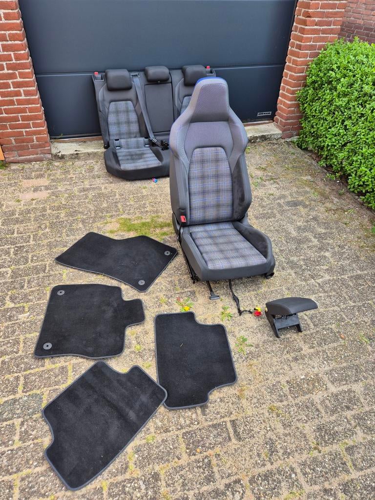 GTE VW GOLF 8 VIII VOORSTOEL ACHTERBANK ARMSTEUN MATTENSET, Auto-onderdelen, Ophalen of Verzenden, Volkswagen