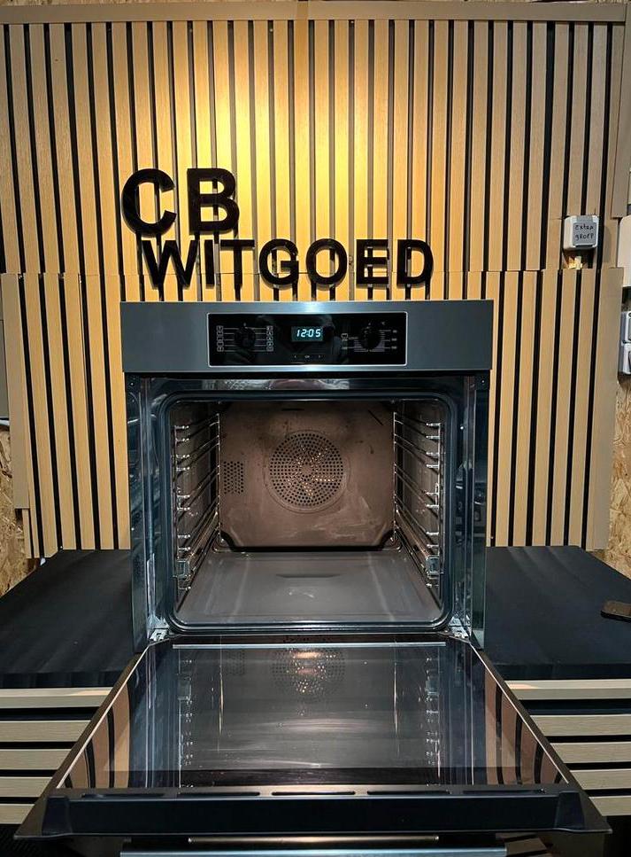 Luxe Miele solo oven met pyrolyse/zelfreiniging, Ophalen, Hete lucht, 60 cm of meer, Zo goed als nieuw