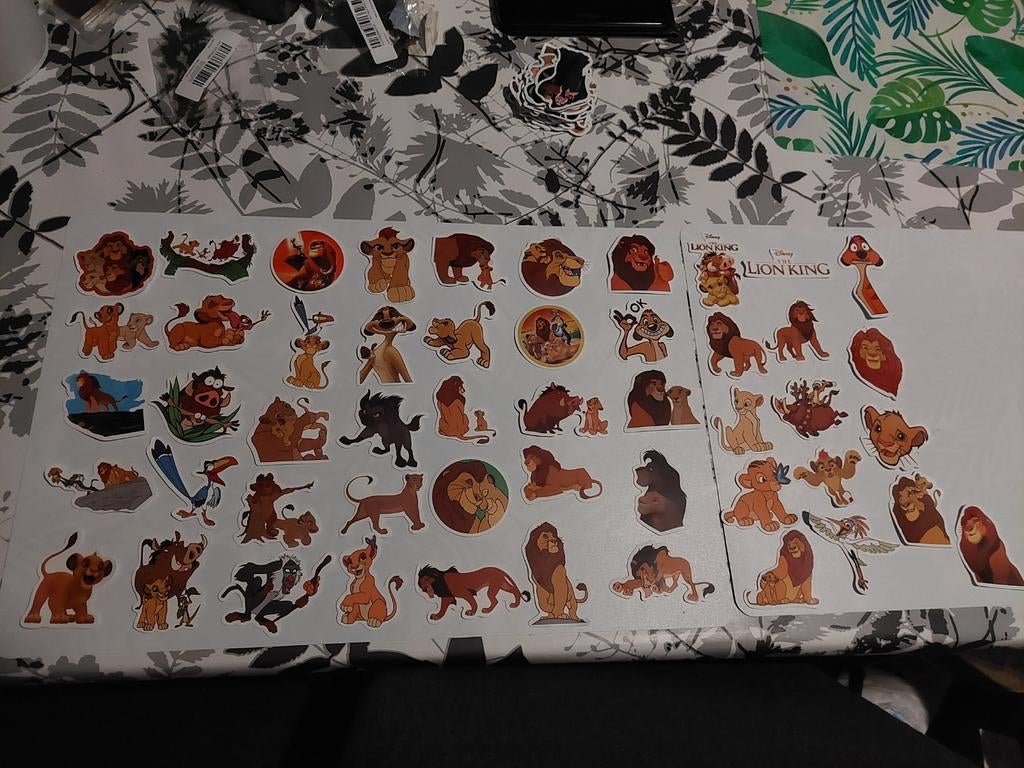 50 Disney. The Lion King. Stickers. Nieuw., Ophalen of Verzenden, Nieuw, Meerdere stickers