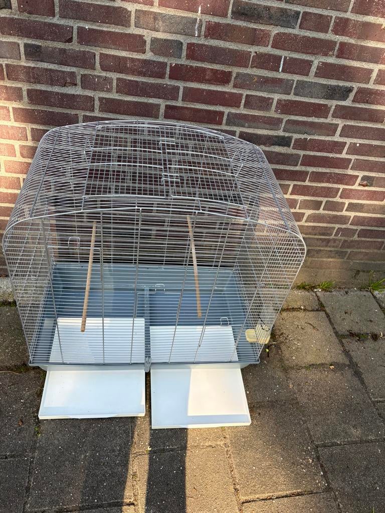 Groot kooi, Dieren en Toebehoren, Vogels | Hokken en Kooien, Ophalen of Verzenden, Zo goed als nieuw, Metaal, Vogelkooi