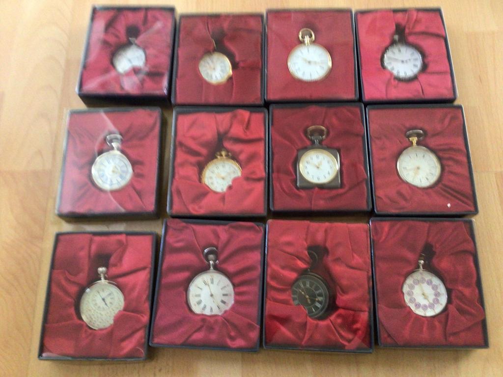 Zakhorloge Collectie nieuw, incl documentatie, Hachette, Overige merken, Overige materialen, Zakhorloge, Ophalen of Verzenden