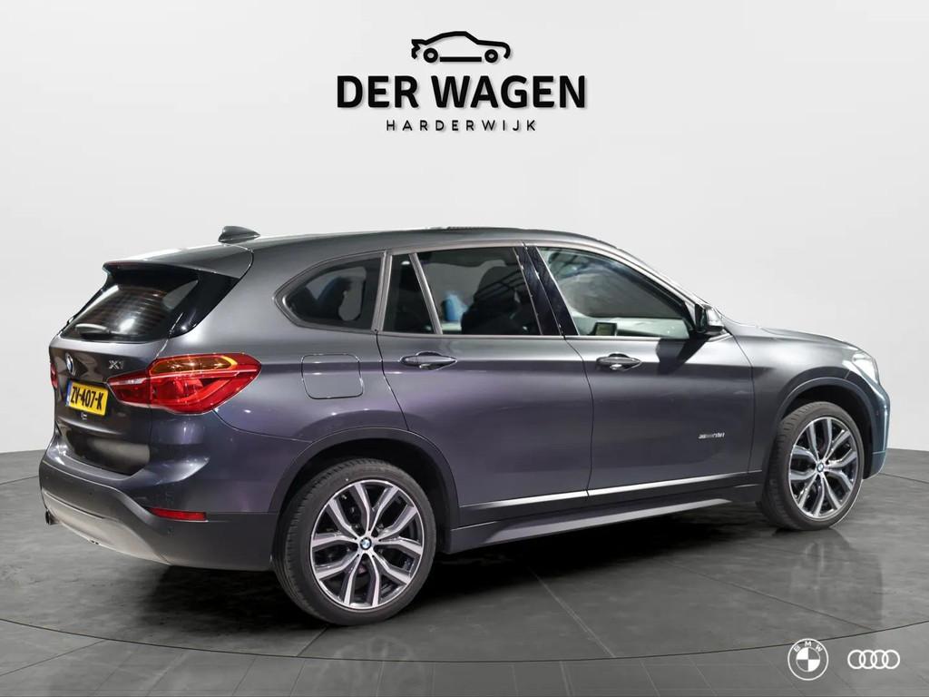 BMW X1 18i BUSINESS ED / CLIMA / STOELVW / TREKHAAK / 19", Met garantie (alle), 19 km/l, 3 cilinders, 1405 kg